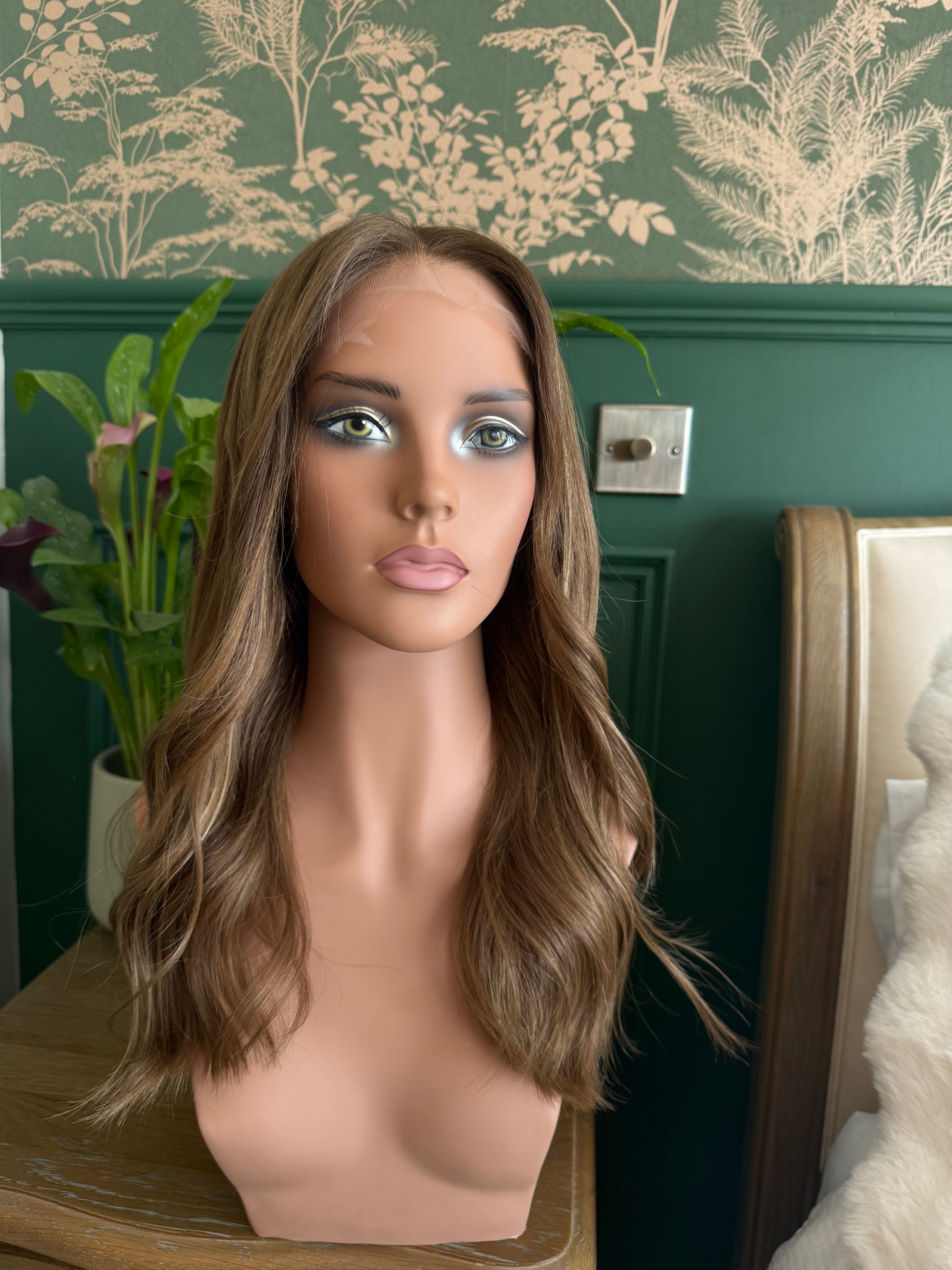 Courtney Glueless 5x5 Lace Top Wig 18" (Small 21.5”)
