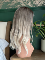 Diana Glueless 13x6 Lace Top Wig 18” Long (Medium 22.5")