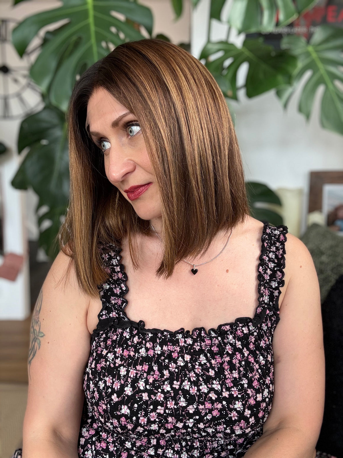 Jessica Glueless 5x5 Lace Top Wig 12" Long BOB (Small)