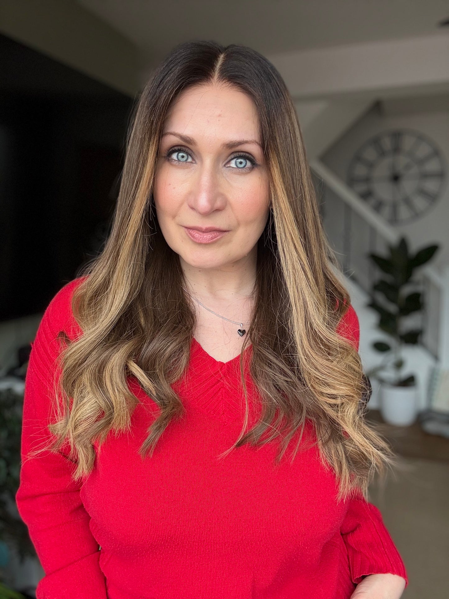 Bella Glueless 5x5 Lace Top Wig 18" (Small)