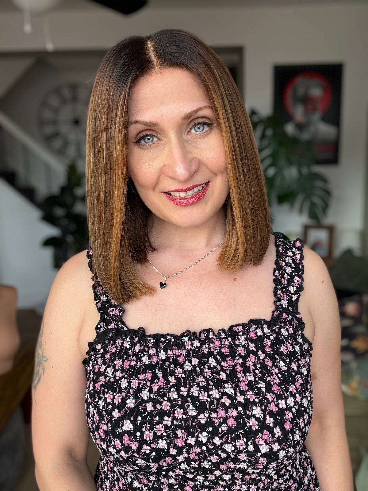 Jessica Glueless 5x5 Lace Top Wig 12" Long BOB (Small)