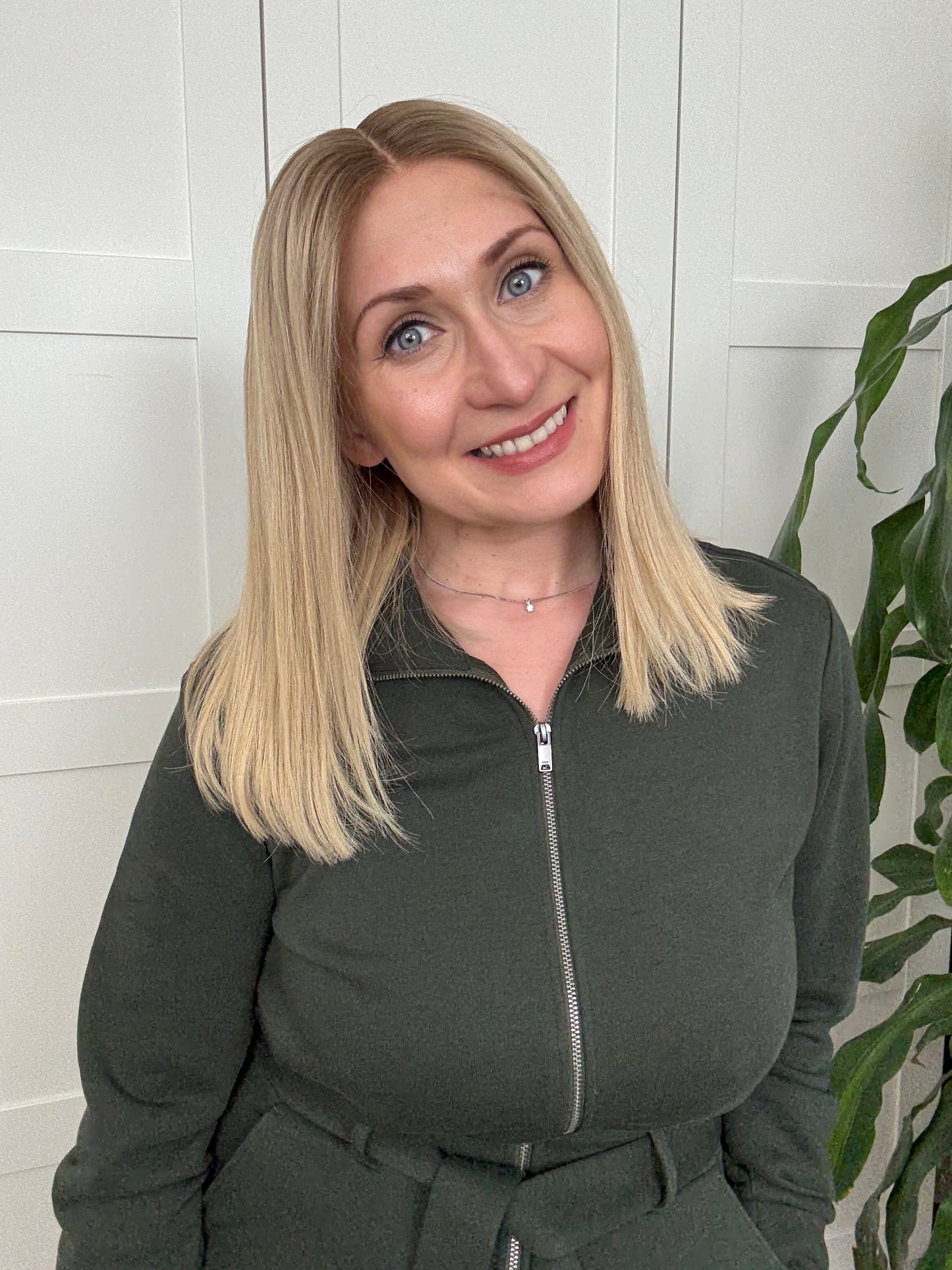 Summer BOB Cut Glueless 5x5 Lace Top Wig 12" (Small)