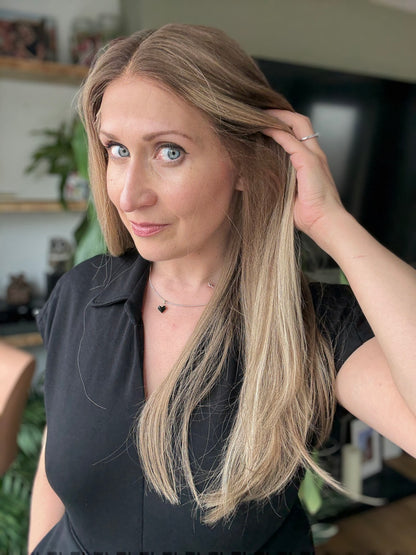 Cassana Glueless Lace Top Wig 20" Long (Small)