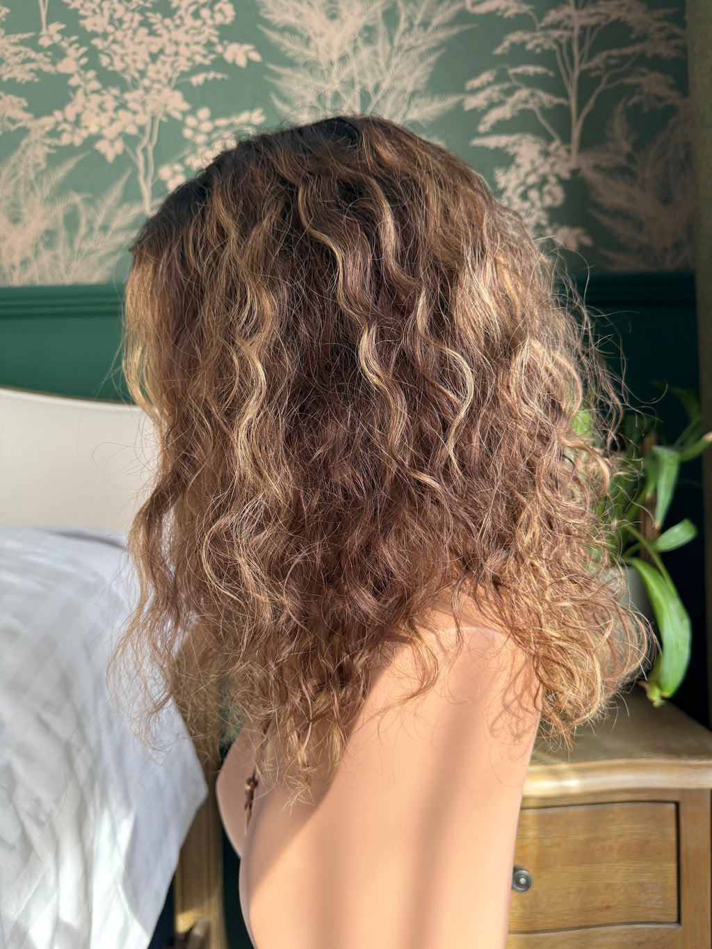 Jo Glueless 13x6 Lace Top Wig 14" Long BOB (Small)