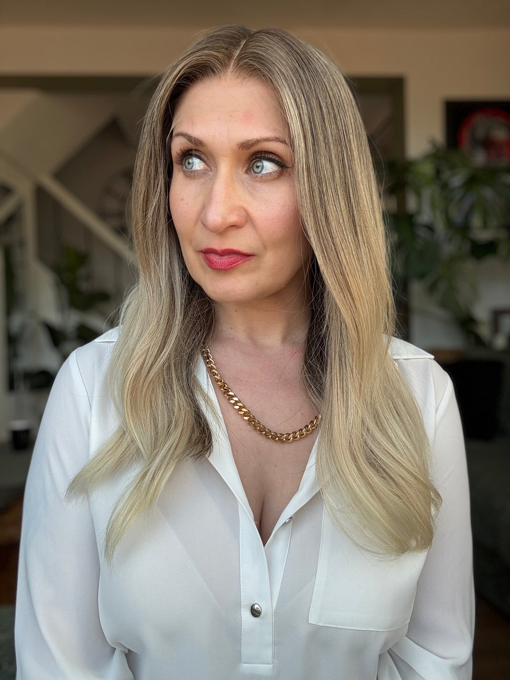 Diana Glueless 13x6 Lace Top Wig 18” Long (Medium 22.5")