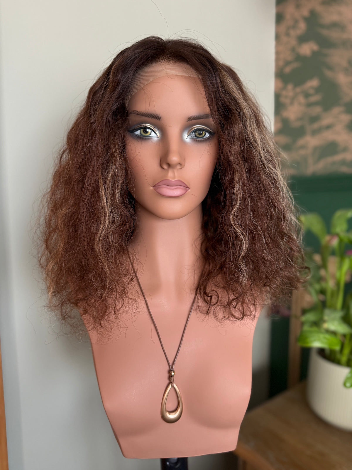 Kiki Glueless 13x6 Lace Top Wig 14” Long BOB (Small)
