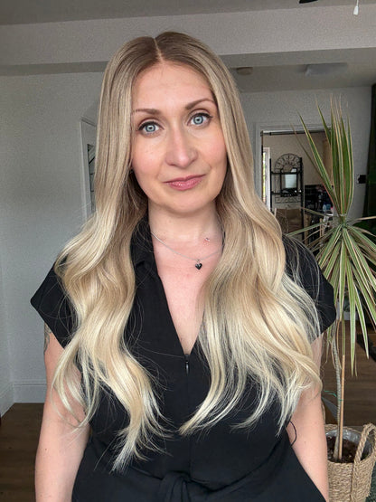 Christina Glueless Lace Top Wig 22" Long Wig (Small)