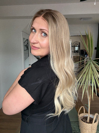 Christina Glueless Lace Top Wig 22" Long Wig (Small)