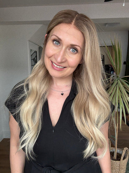 Christina Glueless Lace Top Wig 22" Long Wig (Small)