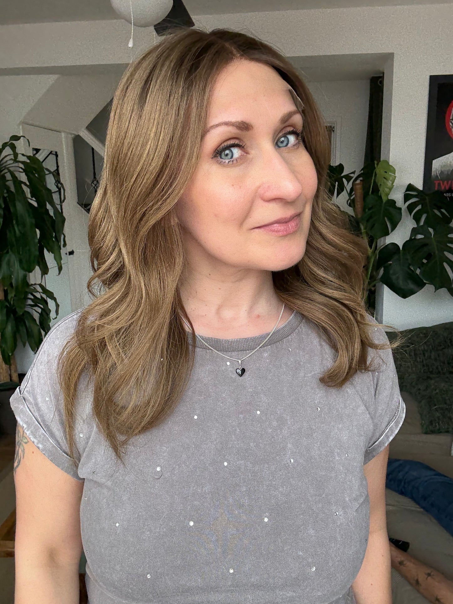 Courtney Glueless 5x5 Lace Top Wig 14" (Medium)