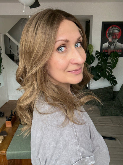 Courtney Glueless 5x5 Lace Top Wig 14" (Medium)